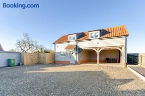 1 Bed in Ringstead oc-2088 - Image 2