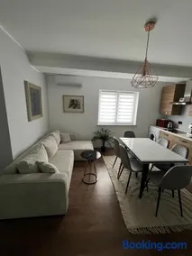Apartament B&B Cajvana - Image 3