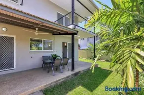 Botanic Beauty - Stunning 3 Bedroom Townhouse - Image 2