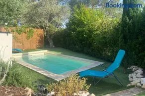 Villa Verdoyante Charme provençal jardin arboré et piscine à La Motte - Image 1