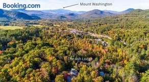 Minutes to Downtown & National Forest Ash Lodge - Image 4