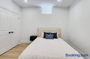 Serene High-celling Retreat - Image 2