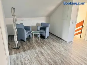 Cozy Apartment in Kleinkahl near Spessart with WIFI & Parking - Image 3