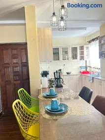 Crystal Sky 2-Bedrooms with 3 beds Pool and balcony - Image 1