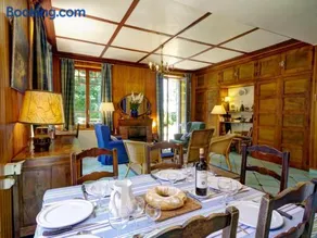 Chalet familial spacieux avec sauna au cœur du Bessat - Image 3