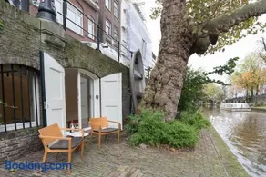 Wellness Apartment on the Wharf Utrecht - Image 2