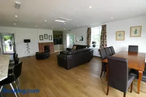 Garden House at The Red House Estate - Image 3