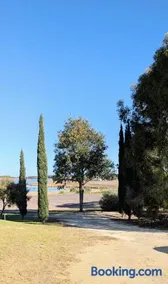 Hilltop Riverview Retreat - Image 3