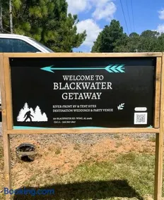 La JoEllen at Blackwater Getaway - Image 2