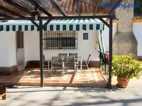 Chalet con Piscina Privada y Barbacoa Jerez ideal para familias - Image 2