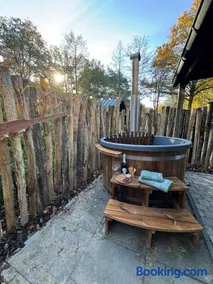 't Boshutje with hot tub - Image 4