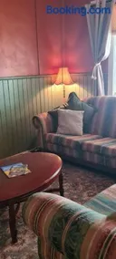 May Queen Forest Cottage Manjimup - Image 2