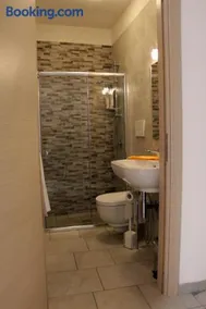Virginia B&B - Image 2