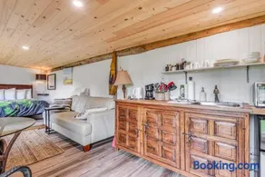 The Wood Shed with hot tub - Image 1
