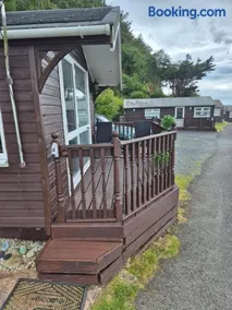 No. 4 Sunny Lodge By The Sea - Image 2