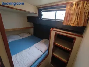 Séjour insolite sur bateau confortable à Pontailler-sur-Saône, idéal pour 8 pers, draps inclus - API-1-46-21 - Image 4