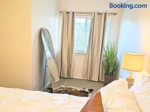 Luxury Living at Your Doorstep - Image 2