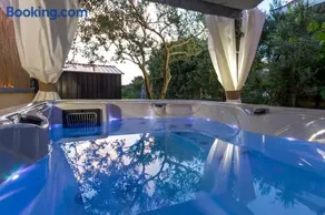 Pool Apartments Julia - Image 4