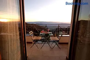 Modern Lux Apartment H8 at Milmari Resort - Image 1