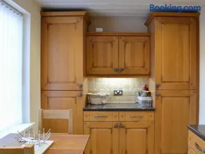 Squirrel Cottage - Image 3