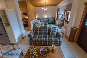 Willows Lodge - Image 2