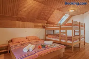 Oblak Estate Apartments - Image 4