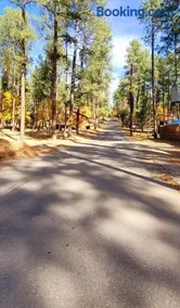 Cowboy's Trail with HotTub, King&QueenBed, in UpperCanyon, Pets welcome - Image 3