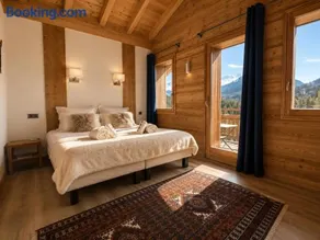 Chalet Azalée, Montriond, Morzine, Avoriaz - Image 2