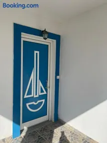Waves and Wonders Apartment - Image 2