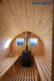 Pod Tatrami widok na Tatry, sauna, parking, blisko Term Bukovina - Image 5