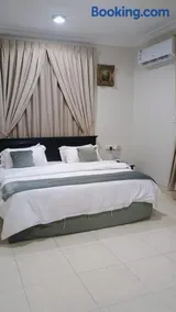 البرنس الذهبي للشقق المخدومة حي السلام- اقتصادي - Image 3