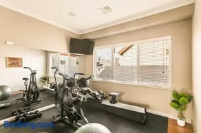 The Harbour Mirage - Spa - Pool - Harbour front - Gym - Games room - 6BR - Image 4