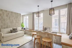 Residence Le Marais Beaubourg by Studio prestige - Image 1