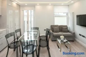 Roof Haven at Kensington Mews - Image 3