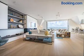Luxe apmt Zwembad Sauna op Duin aan Strand, registratie 17146E3088BEB97A4E16 - Image 2