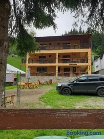 Vila Bianca Dragusin - Image 1