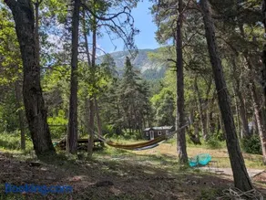 Les Pinees - Image 3