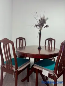 Family Room on Green road - Image 3