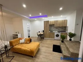 Appartement Luxe Jaune - Image 2