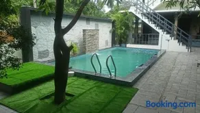Leaf Garden Retreat - Image 2
