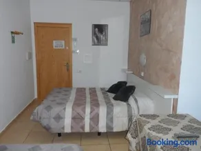 Hostal Via Del Caminante - Image 4