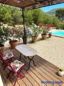 LE SEPT charmant studio aux portes des calanques - Image 2