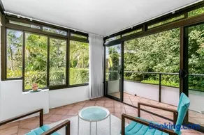 Balmoral Breeze - Duplex Garden Apartment by the Beach - EST11 - Image 2