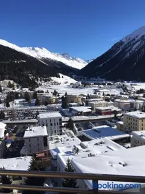 Spectacular View & Central Location in Davos - Image 3
