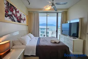 Waterfront Sub-Penthouse Apartment in City Centre - Image 3