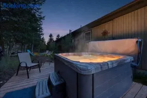 Panoramic View Home with Hot Tub & Game Room - Image 2