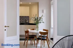 YCH-Bright Penthouse near COLOSSEUM - Image 4