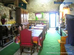 Gîte et Grange à Jeux du Bonhomme Bouton - Image 3