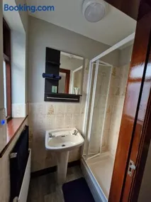 Midtown Apartment - Image 3