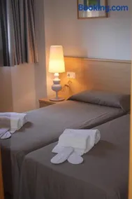 Aparthotel Marsol - Image 4